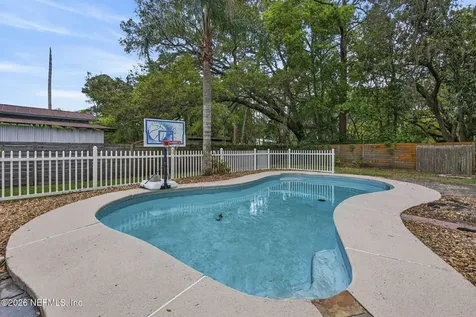 2904 Jerry Lane Jacksonville FL 32218