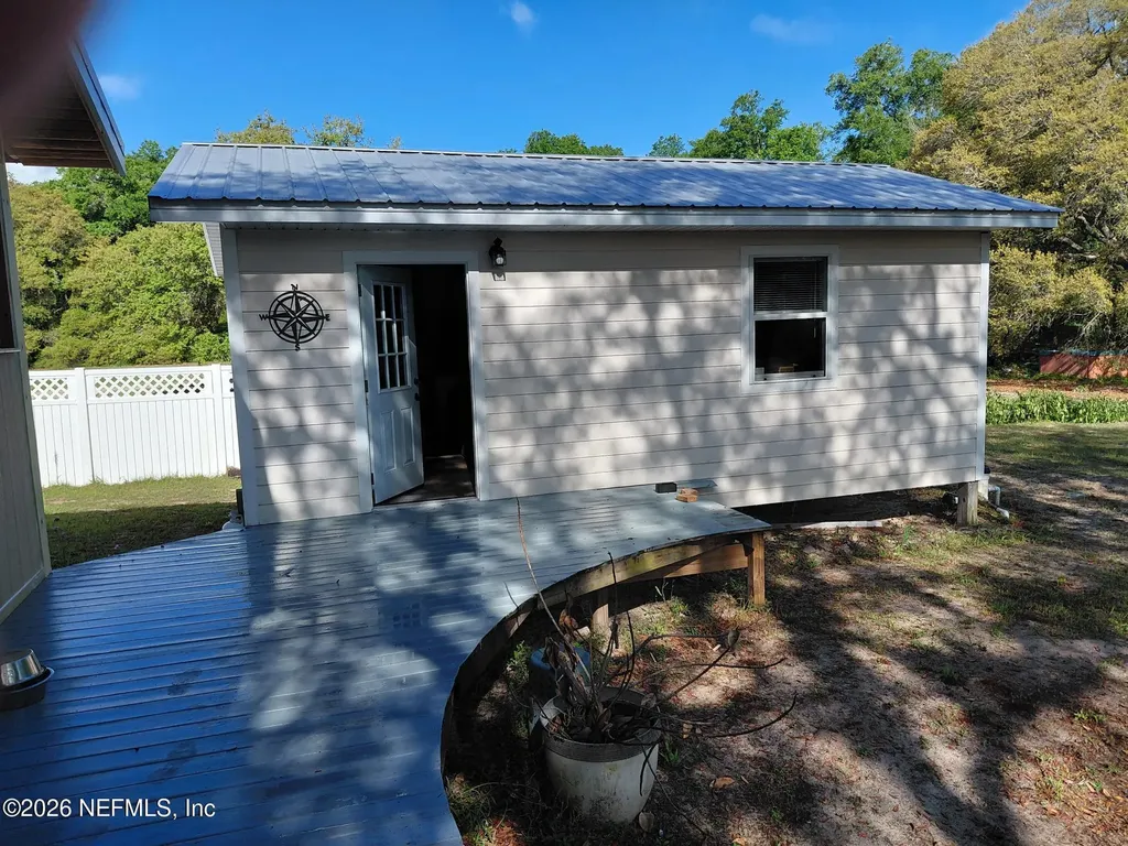 118 Robin Road Pomona Park FL 32181