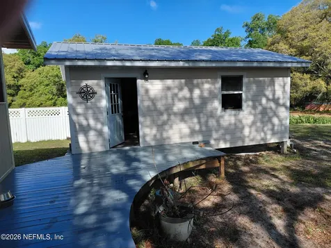 118 Robin Road Pomona Park FL 32181