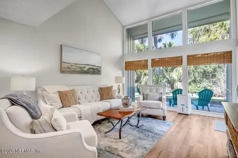 10025 Sawgrass Drive E Ponte Vedra Beach FL 32082