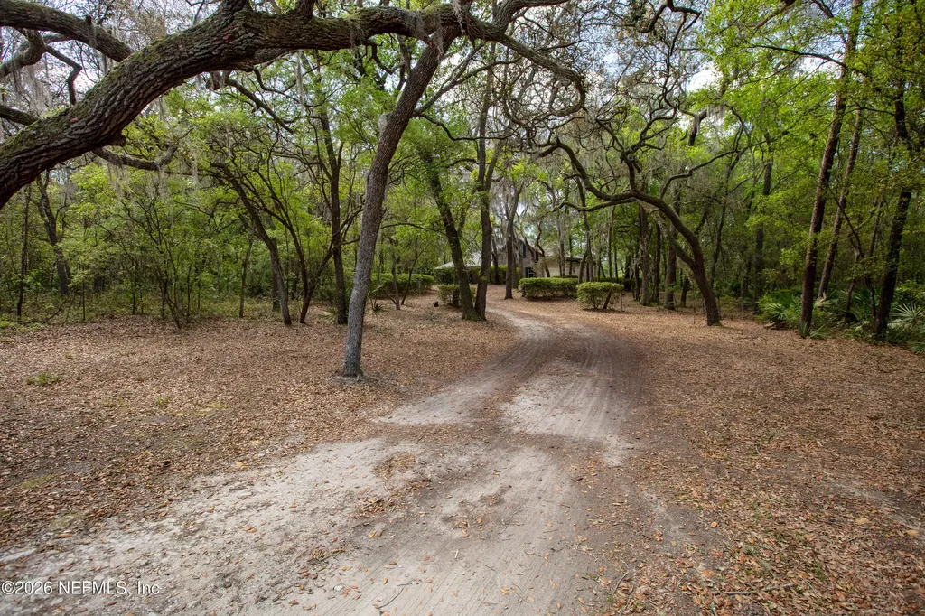 1320 County Road 315 Melrose FL 32666