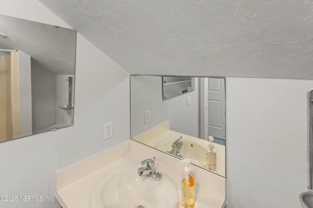 1320 County Road 315 Melrose FL 32666