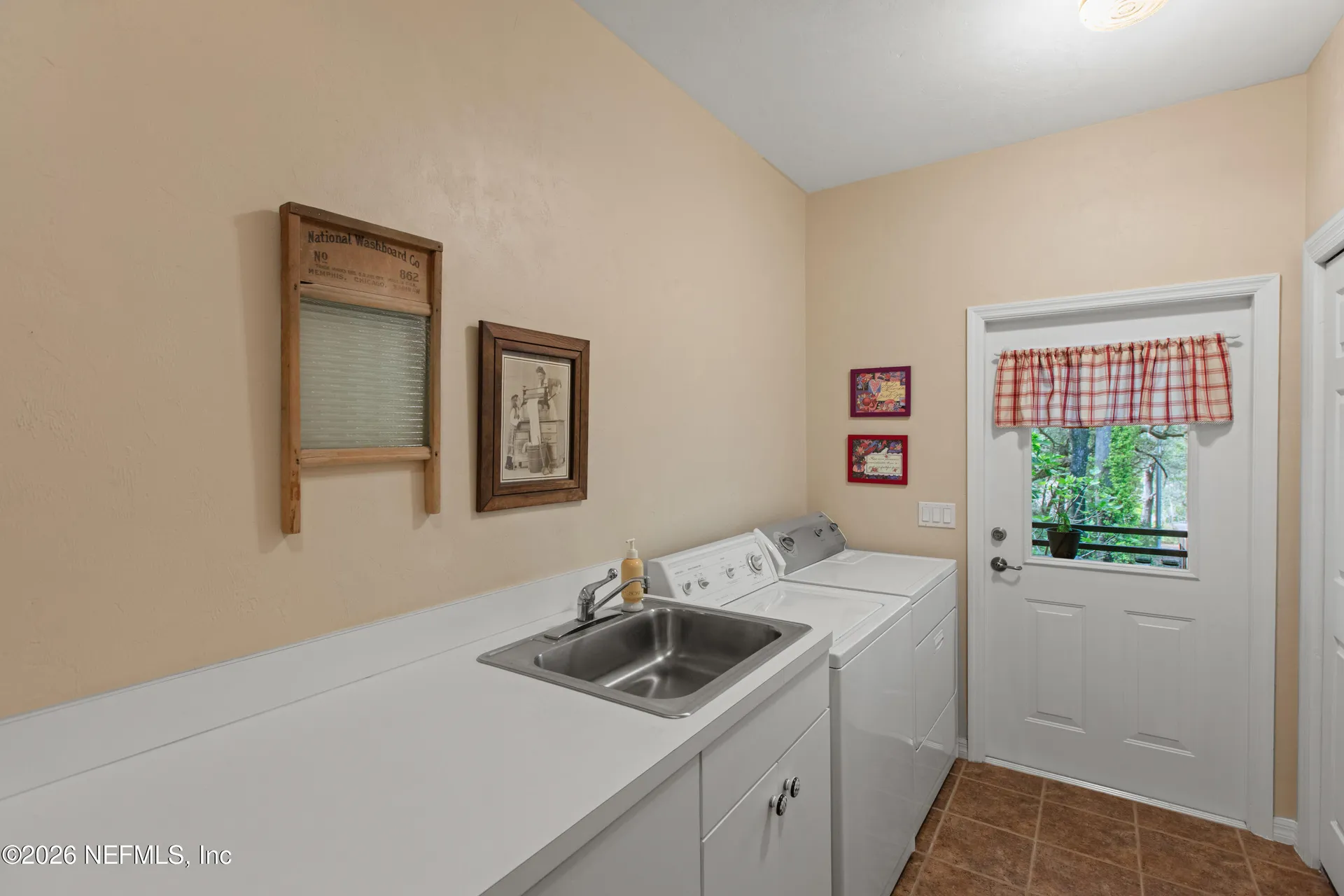 1320 County Road 315 Melrose FL 32666