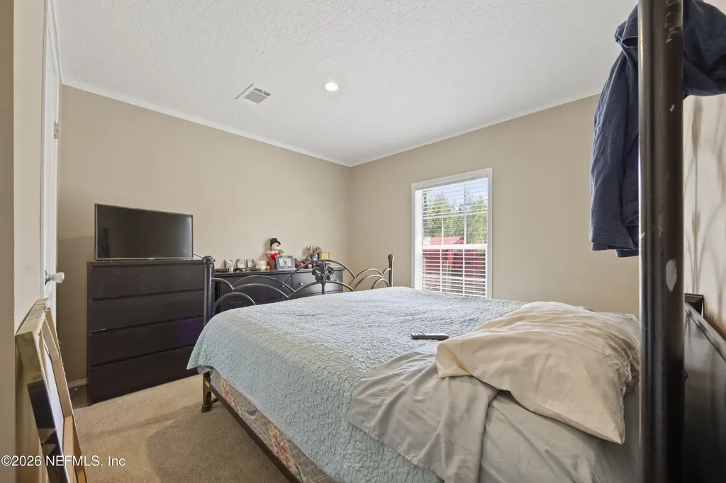221 Magnolia Road Hawthorne FL 32640