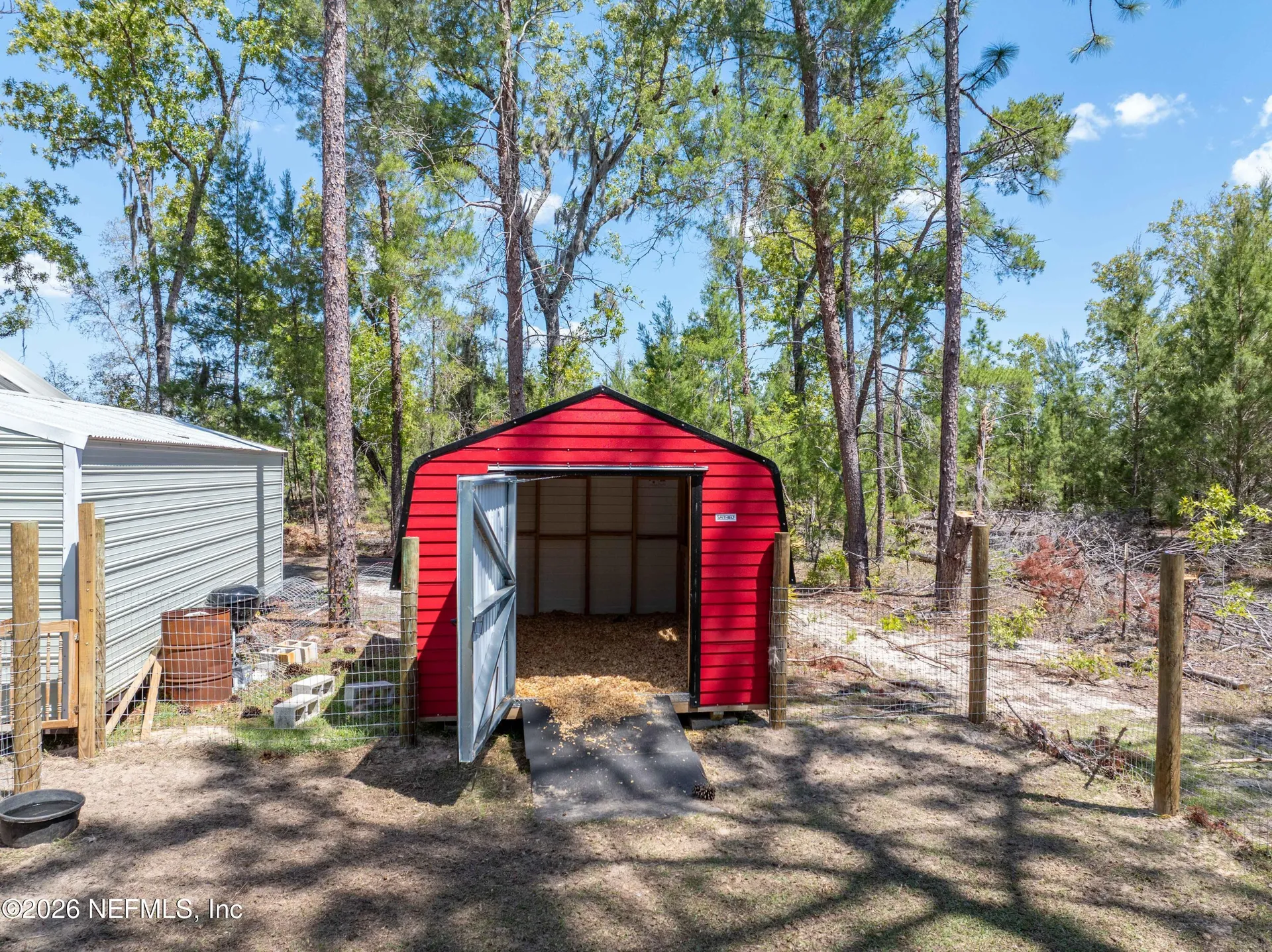 221 Magnolia Road Hawthorne FL 32640