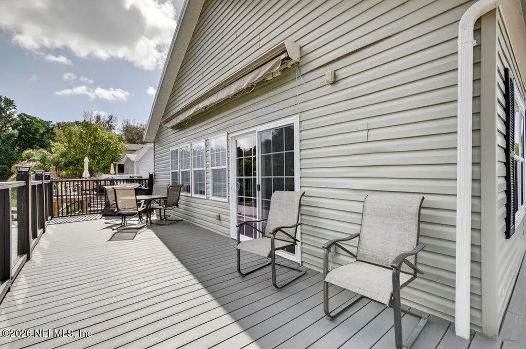 292 Maxwell Drive Welaka FL 32193