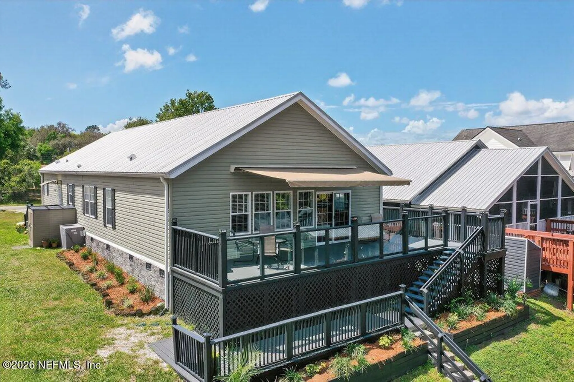 292 Maxwell Drive Welaka FL 32193