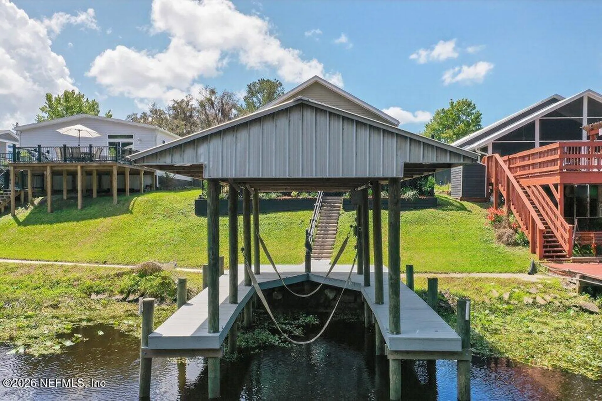 292 Maxwell Drive Welaka FL 32193