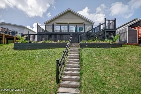 292 Maxwell Drive Welaka FL 32193