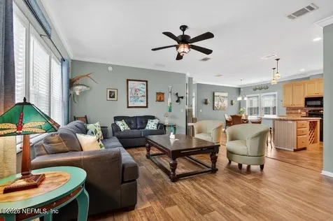 292 Maxwell Drive Welaka FL 32193