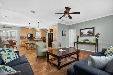 292 Maxwell Drive Welaka FL 32193