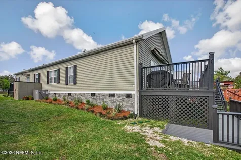292 Maxwell Drive Welaka FL 32193