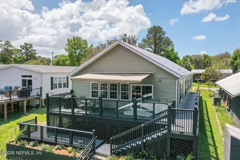 292 Maxwell Drive Welaka FL 32193