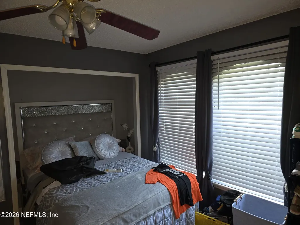 5534 Casavedra Court Jacksonville FL 32244