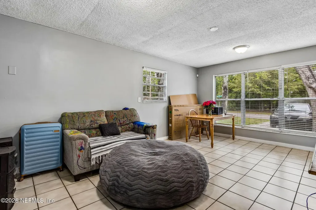 7086 Queen Of Hearts Court Jacksonville FL 32210