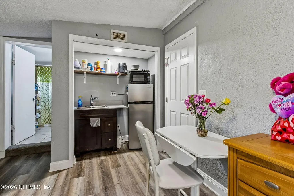 7086 Queen Of Hearts Court Jacksonville FL 32210