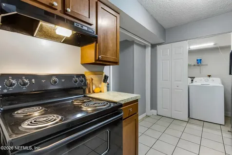 7086 Queen Of Hearts Court Jacksonville FL 32210