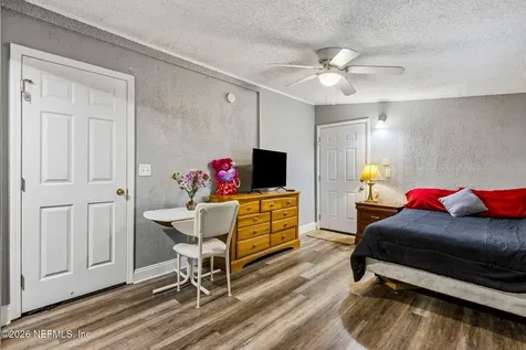 7086 Queen Of Hearts Court Jacksonville FL 32210