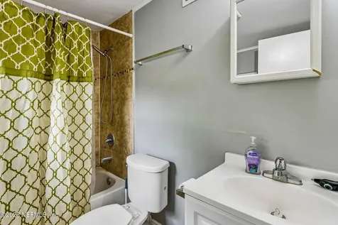 7086 Queen Of Hearts Court Jacksonville FL 32210
