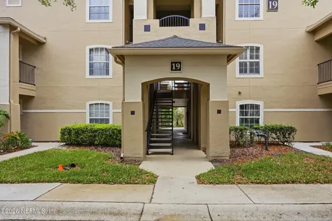 1701 The Greens Way Jacksonville Beach FL 32250