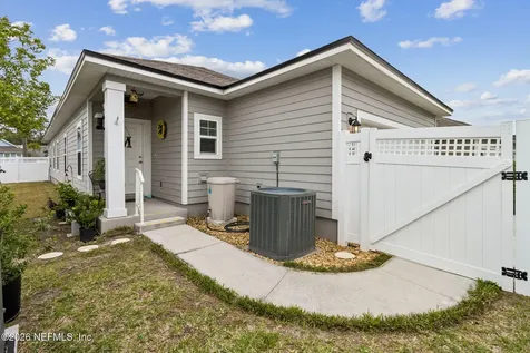 250 Daydream Avenue Yulee FL 32097