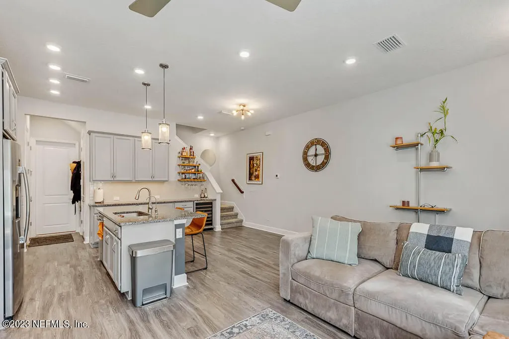 11475 Surfline Court Jacksonville FL 32256
