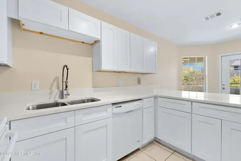 1701 The Greens Way Jacksonville Beach FL 32250