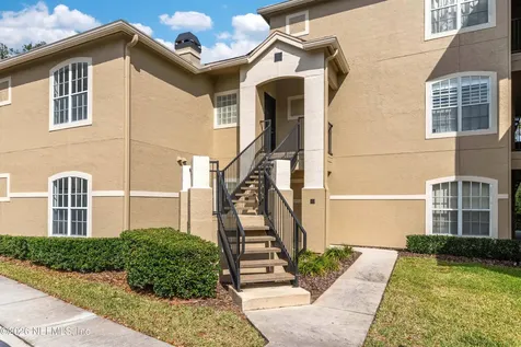 1701 The Greens Way Jacksonville Beach FL 32250