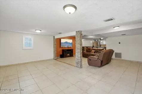 9716 Devonshire Boulevard Jacksonville FL 32208