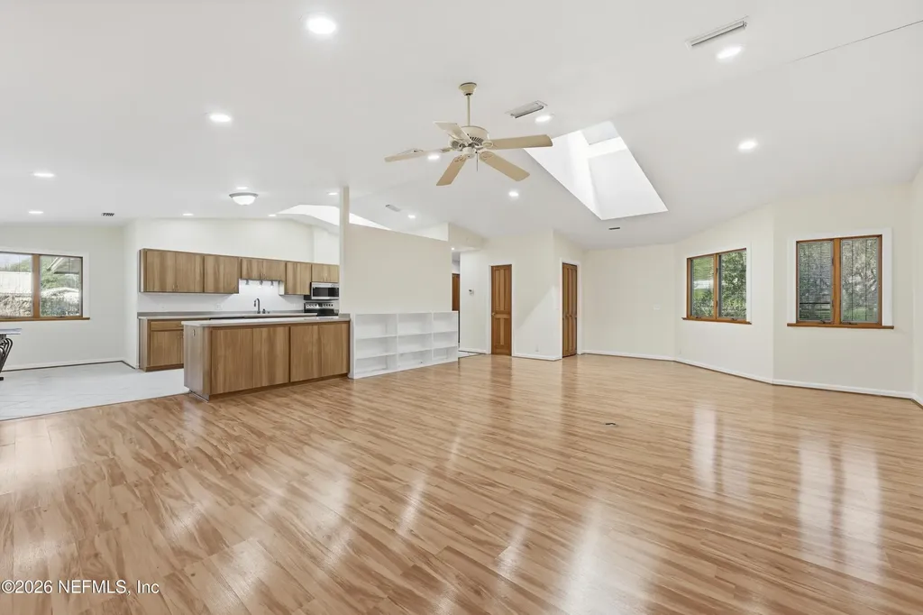 125 Twin Lake Grove Drive Interlachen FL 32148