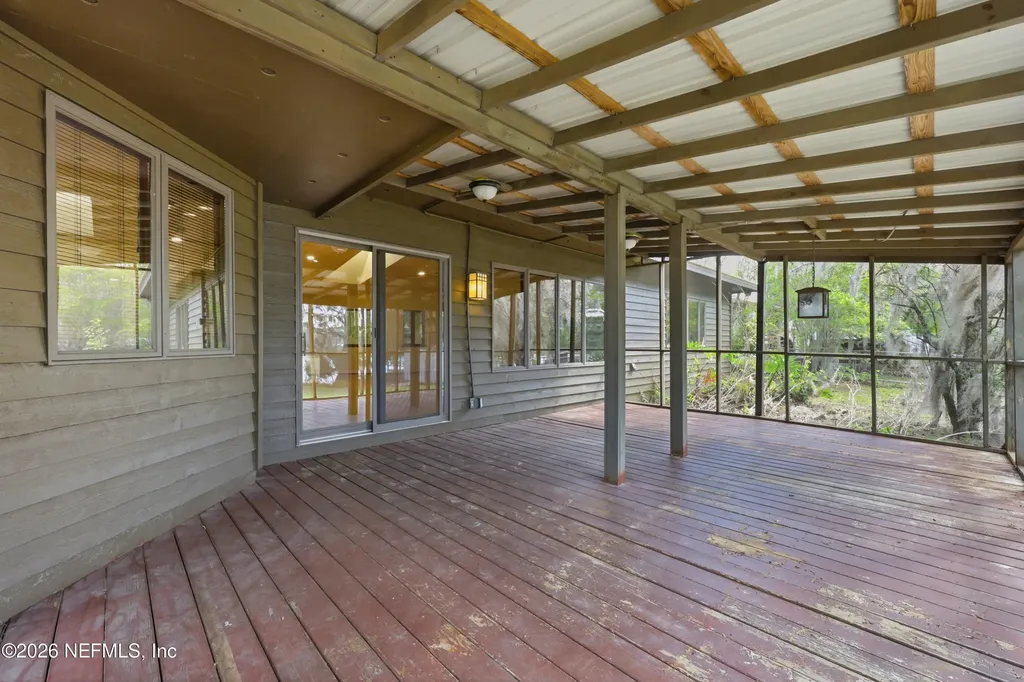 125 Twin Lake Grove Drive Interlachen FL 32148