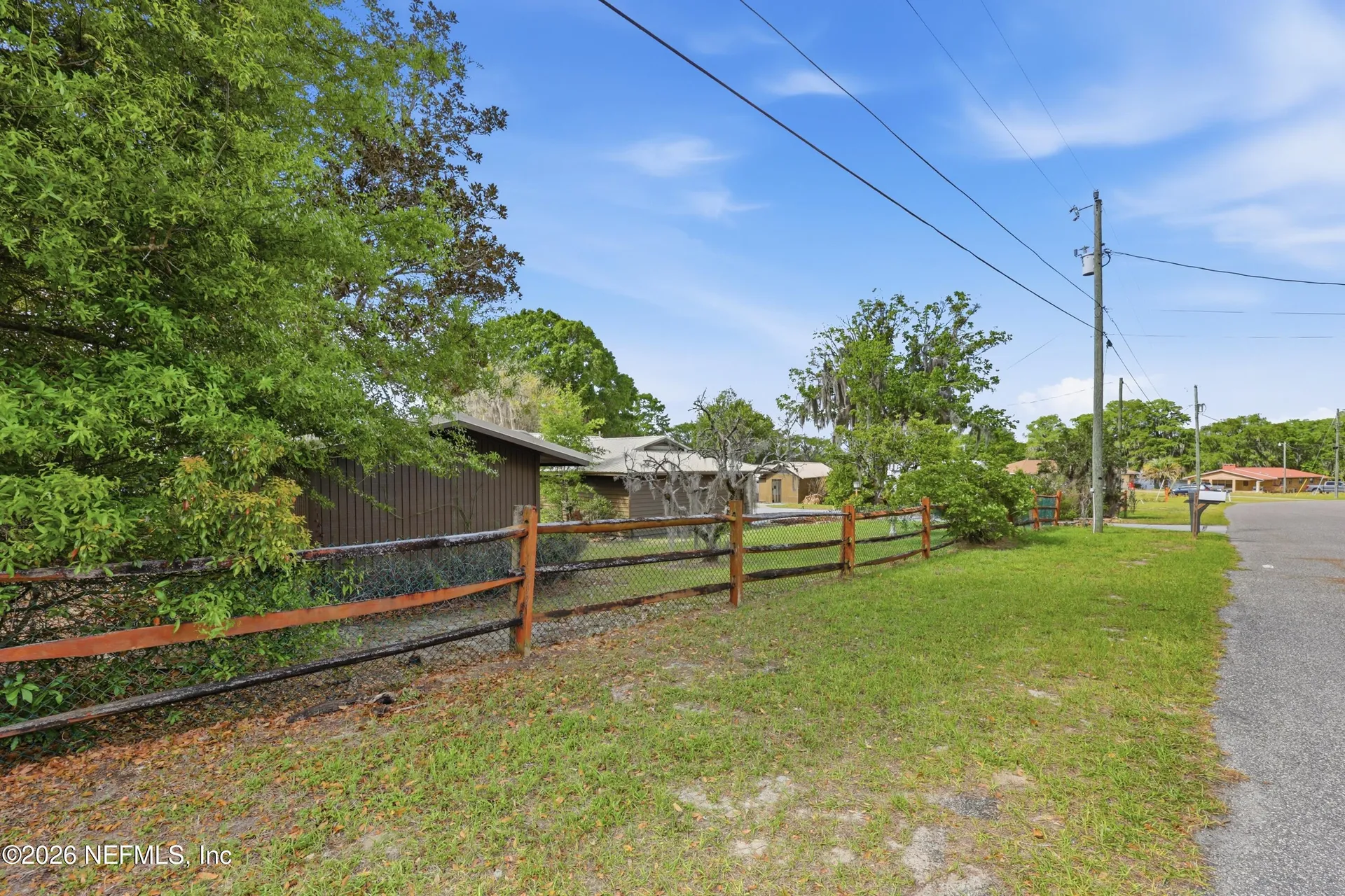125 Twin Lake Grove Drive Interlachen FL 32148