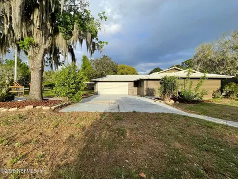125 Twin Lake Grove Drive Interlachen FL 32148