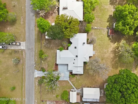 125 Twin Lake Grove Drive Interlachen FL 32148