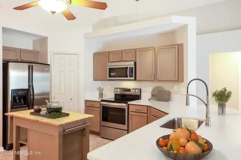 825 S Lilac Loop Jacksonville FL 32259