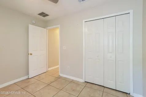 825 S Lilac Loop Jacksonville FL 32259