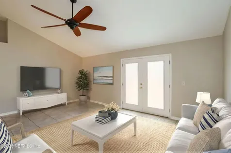 825 S Lilac Loop Jacksonville FL 32259