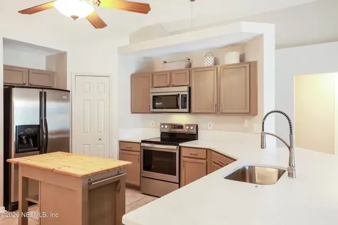 825 S Lilac Loop Jacksonville FL 32259