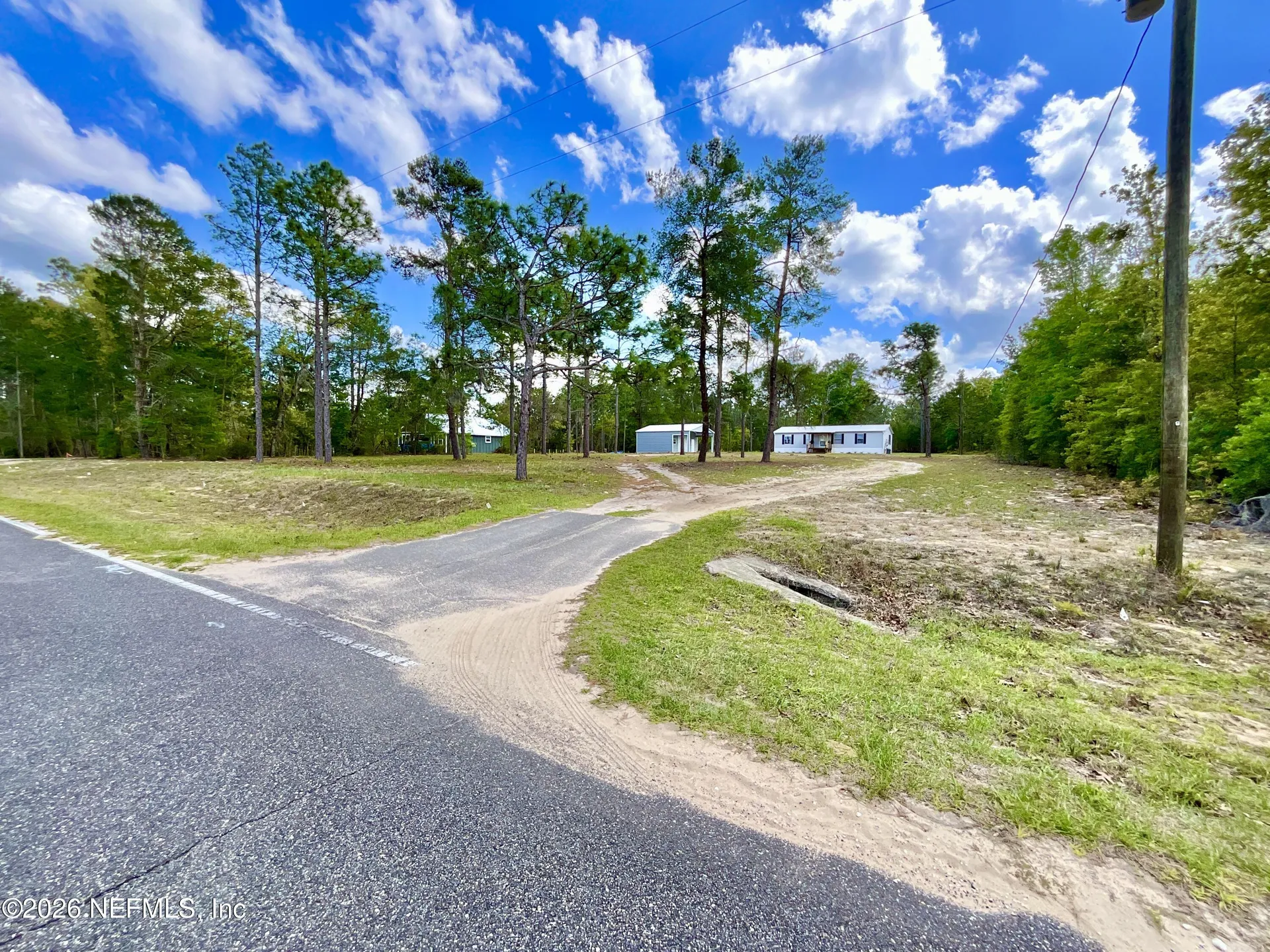 175 Whirlwind Loop Hawthorne FL 32640