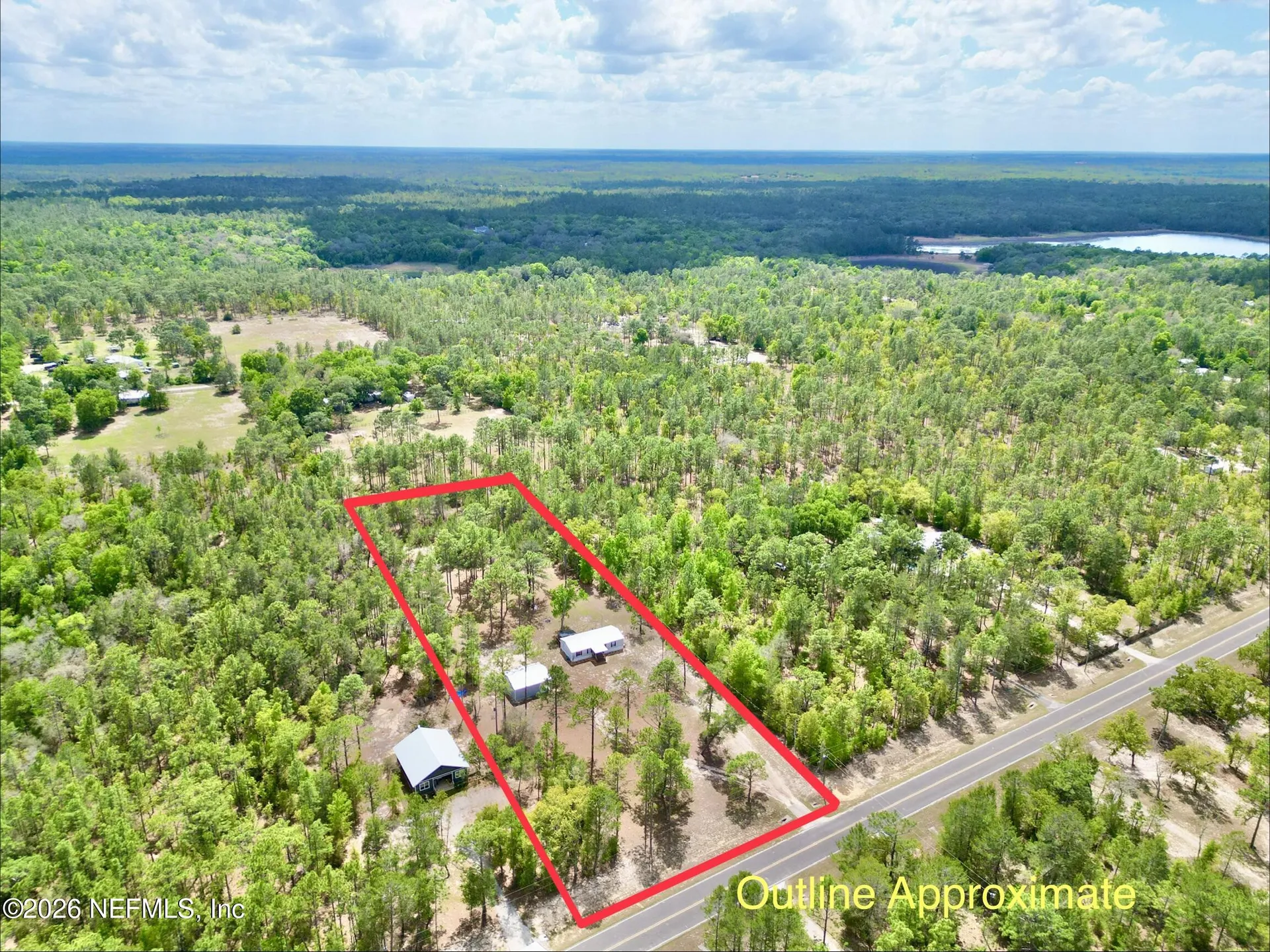 175 Whirlwind Loop Hawthorne FL 32640