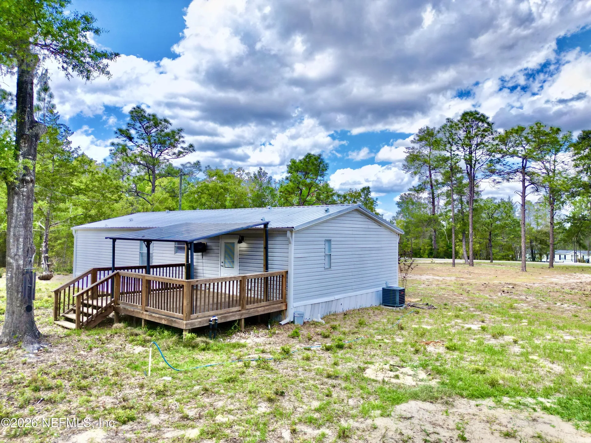 175 Whirlwind Loop Hawthorne FL 32640