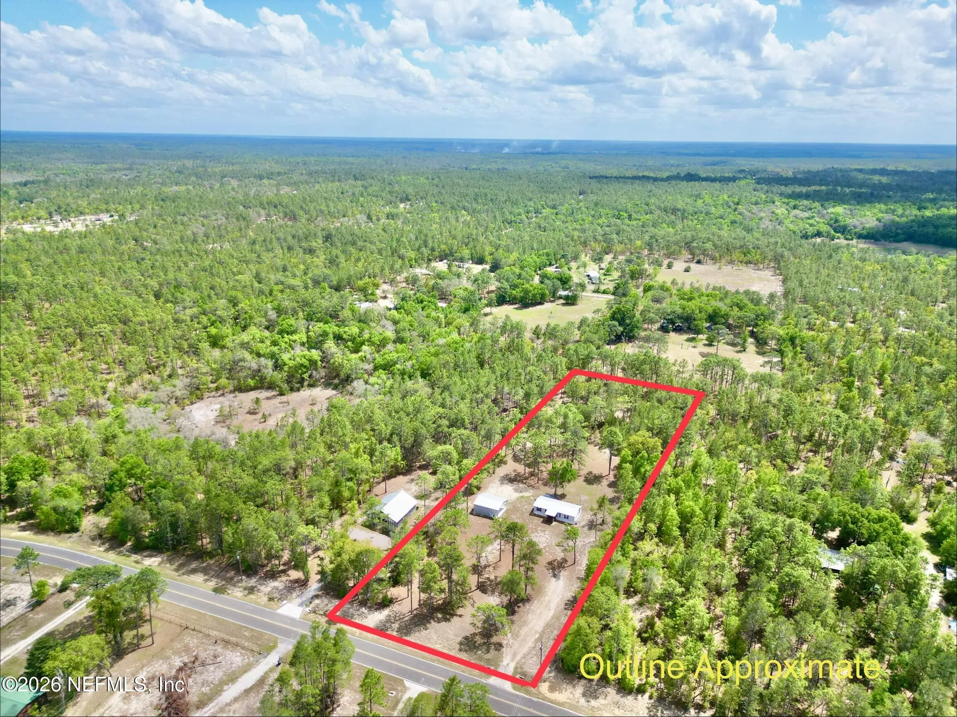 175 Whirlwind Loop Hawthorne FL 32640