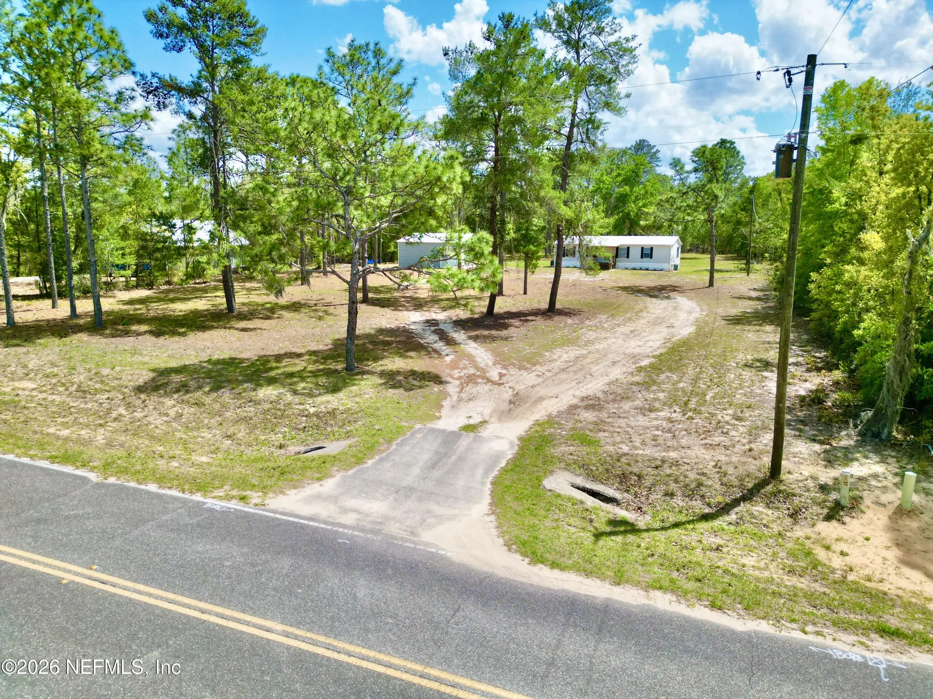 175 Whirlwind Loop Hawthorne FL 32640