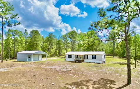 175 Whirlwind Loop Hawthorne FL 32640