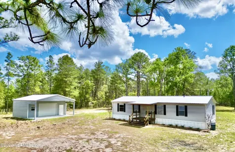 175 Whirlwind Loop Hawthorne FL 32640