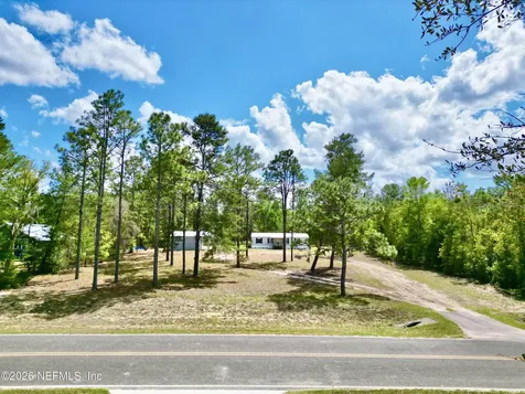 175 Whirlwind Loop Hawthorne FL 32640