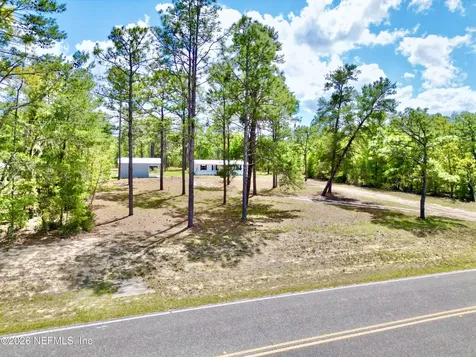 175 Whirlwind Loop Hawthorne FL 32640