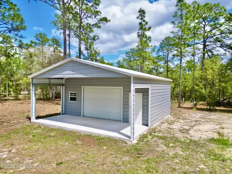 175 Whirlwind Loop Hawthorne FL 32640