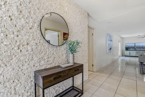 6821 Caballero Court Jacksonville FL 32217