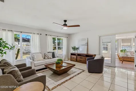 6821 Caballero Court Jacksonville FL 32217